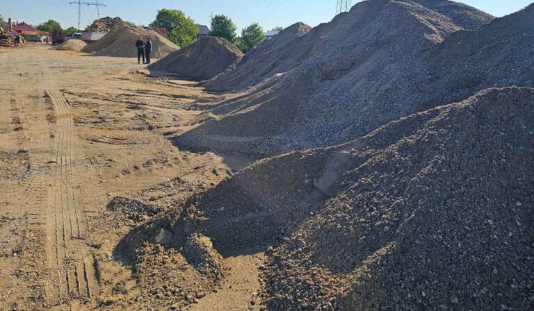 Drva za ogrev Sremska Mitrovica Lacarak Ivica Todorović