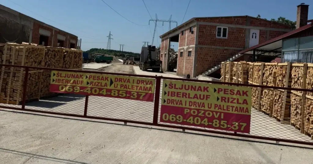 Drva za ogrev Sremska Mitrovica Lacarak Ivica Todorović